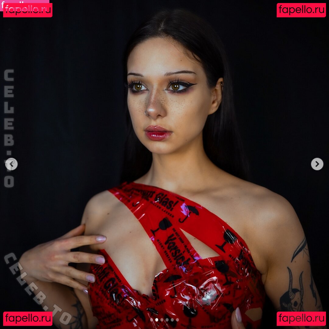 Almostfeline Nude Onlyfans Photo 17