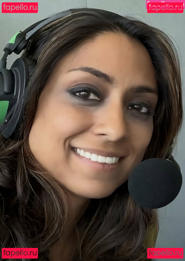 Isa Guha Nude Onlyfans Photo 12