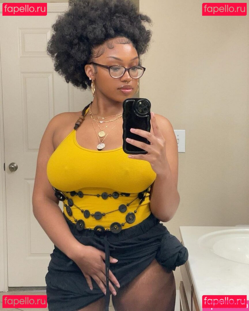 kcurieuse Nude Onlyfans Photo 22