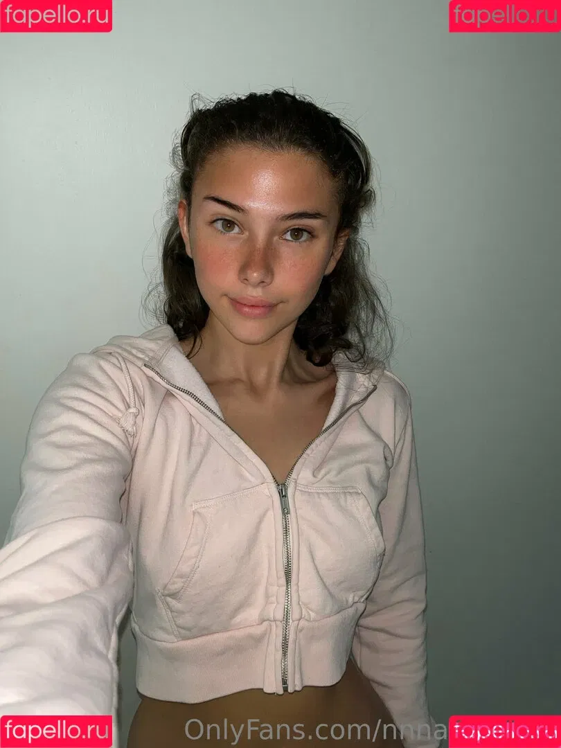 stepdaughter18 Onlyfans Photo Gallery 