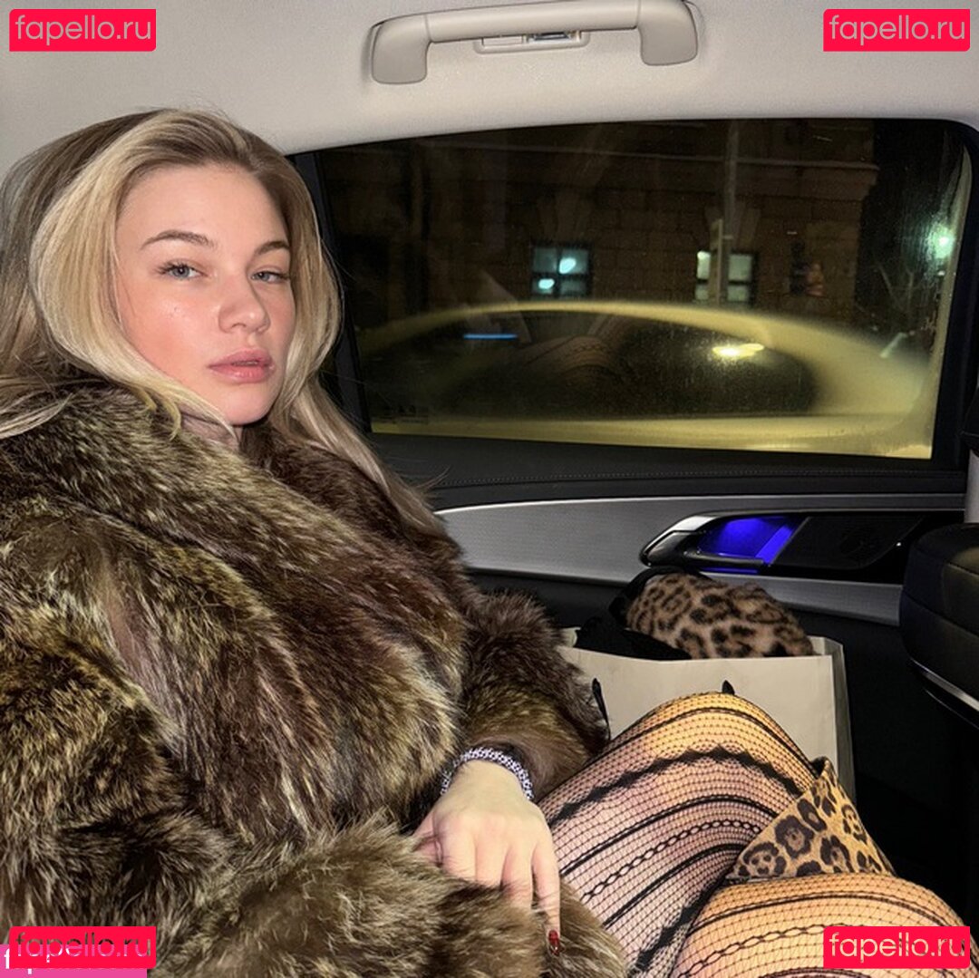 Vasilissafox Nude Onlyfans Photo 20