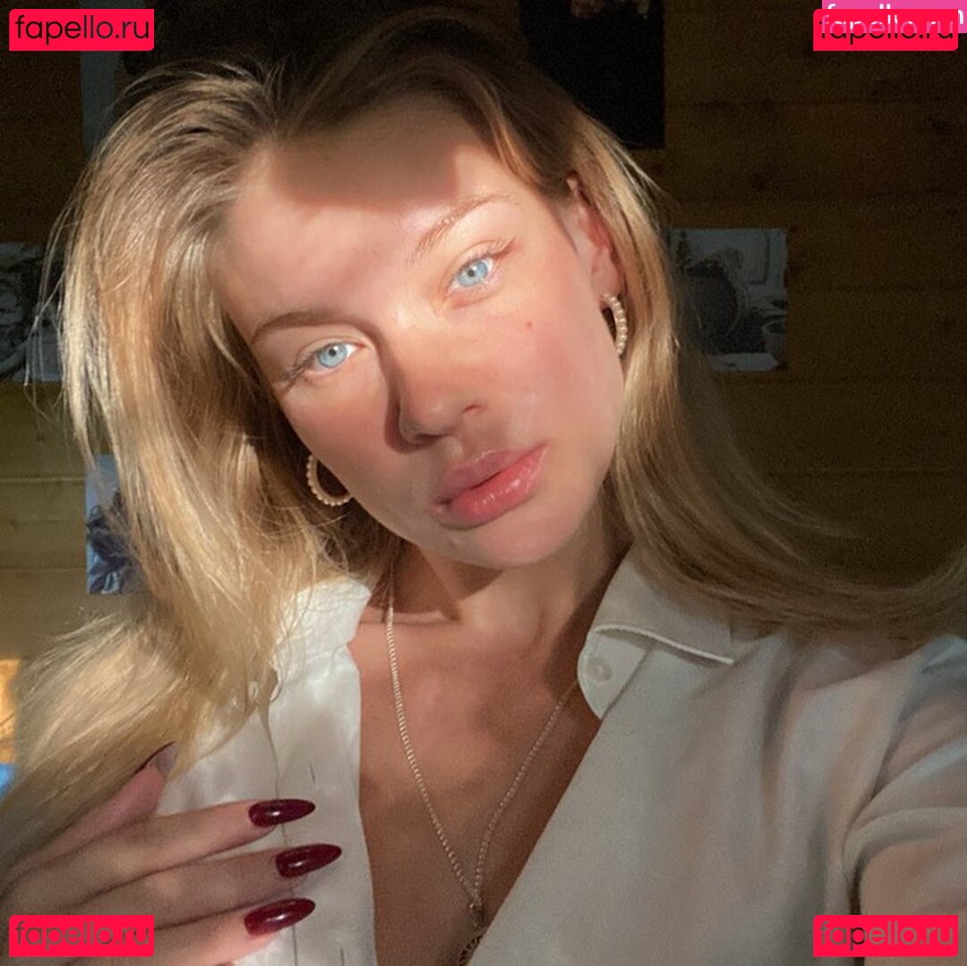 Vasilissafox Nude Onlyfans Photo 6