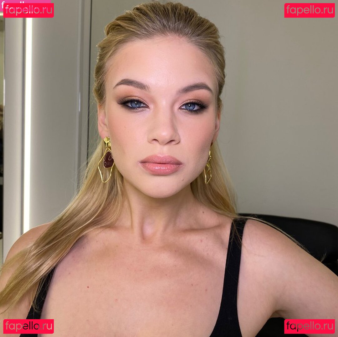 Vasilissafox Nude Onlyfans Photo 4
