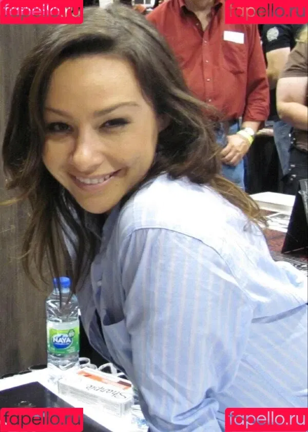 Danielle Harris Onlyfans Photo Gallery 
