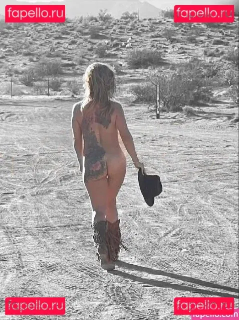 Danielle Harris Onlyfans Photo Gallery 