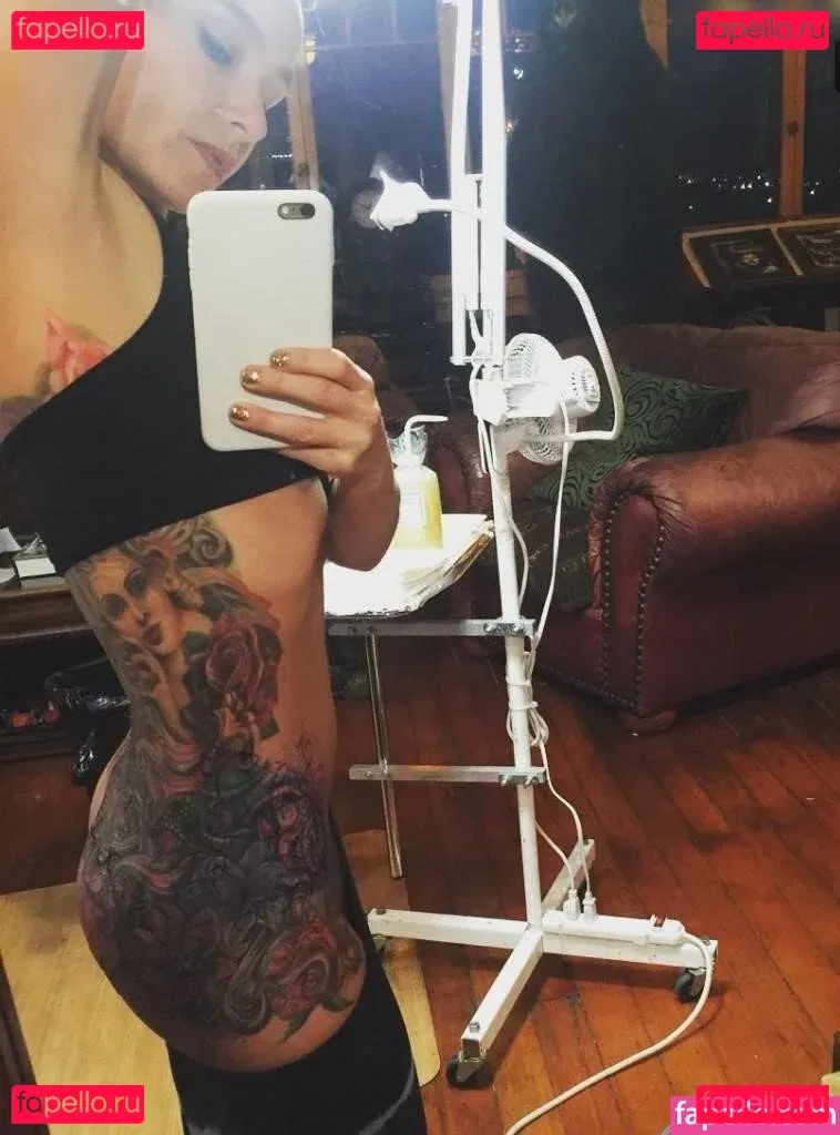 Danielle Harris Onlyfans Photo Gallery 