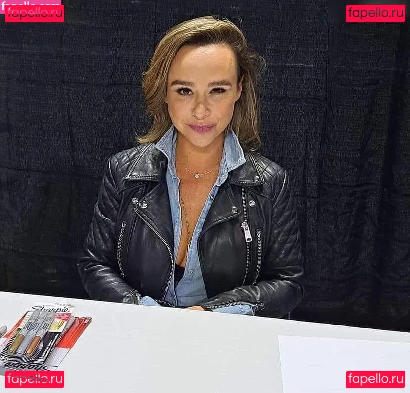 Danielle Harris Onlyfans Photo Gallery 
