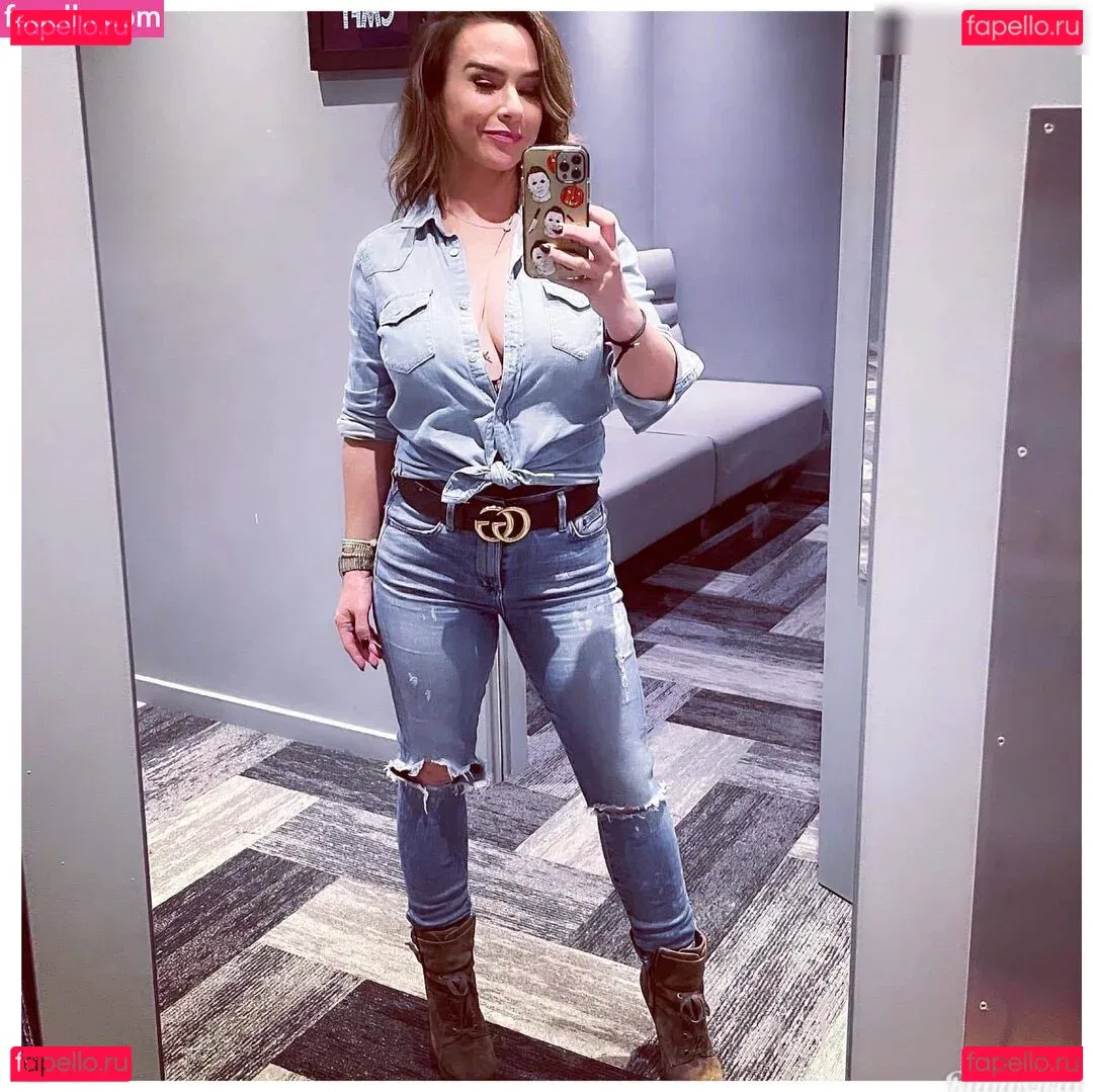 Danielle Harris Onlyfans Photo Gallery 