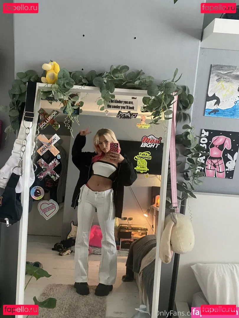 xsinnerszx Onlyfans Photo Gallery 