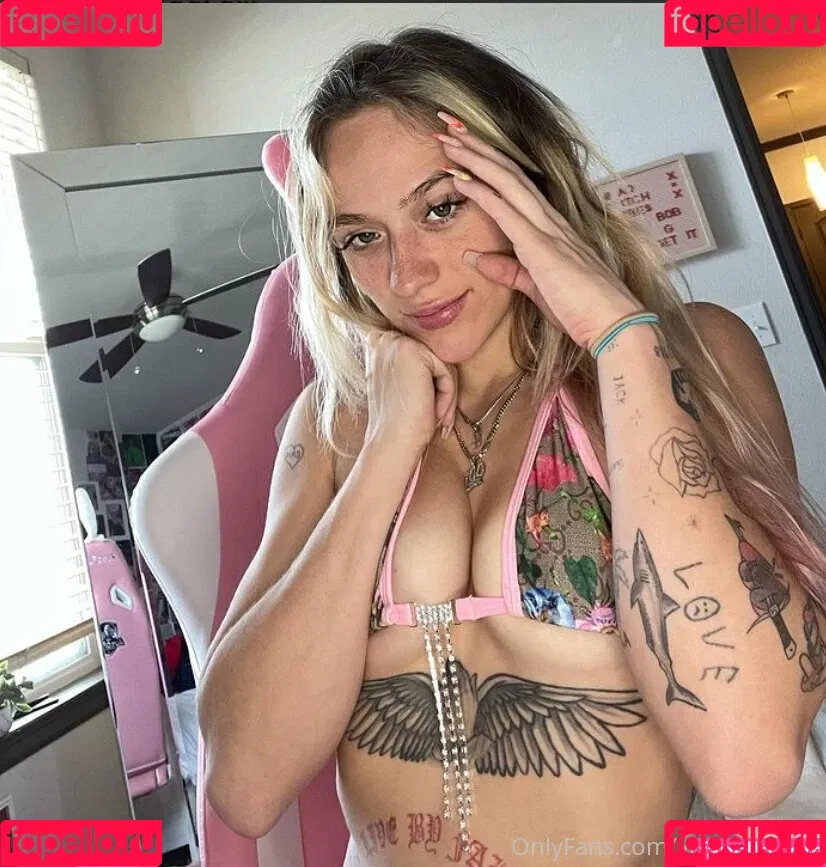 yourfavhaley Onlyfans Photo Gallery 
