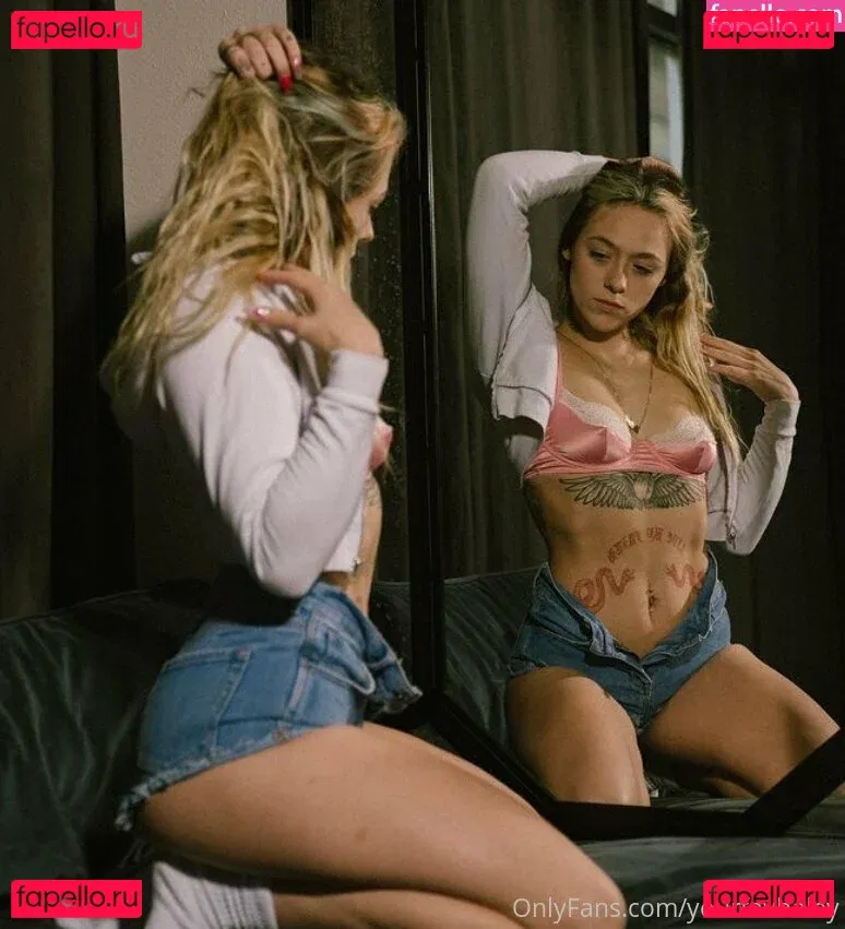 yourfavhaley Onlyfans Photo Gallery 