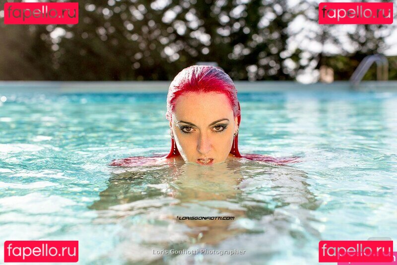 Mistressreddevil Nude Onlyfans Photo 7
