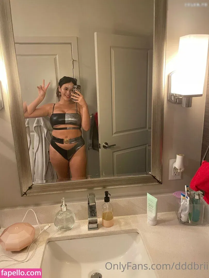 dddbri Onlyfans Photo Gallery 