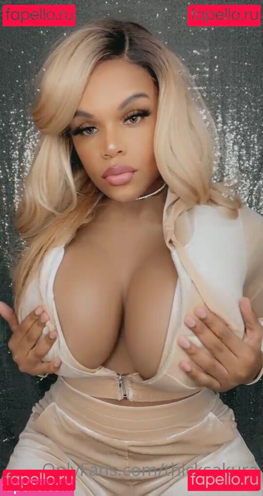 ThickSakura Nude Onlyfans Photo 4