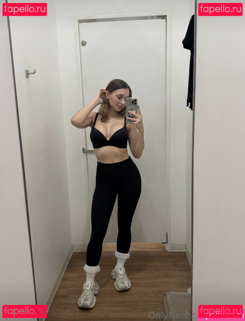 mayalis Nude Onlyfans Photo 31