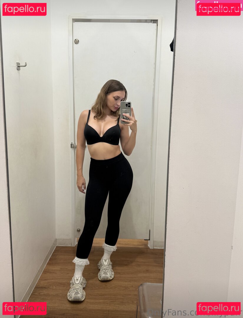 mayalis Nude Onlyfans Photo 30