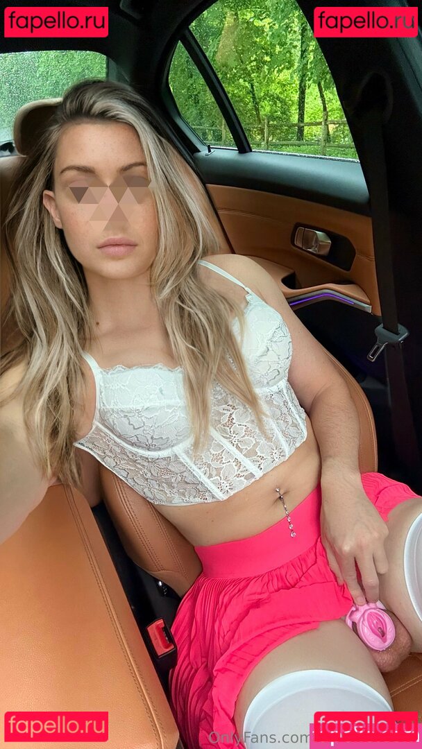 alineferraricd Nude Onlyfans Photo 15
