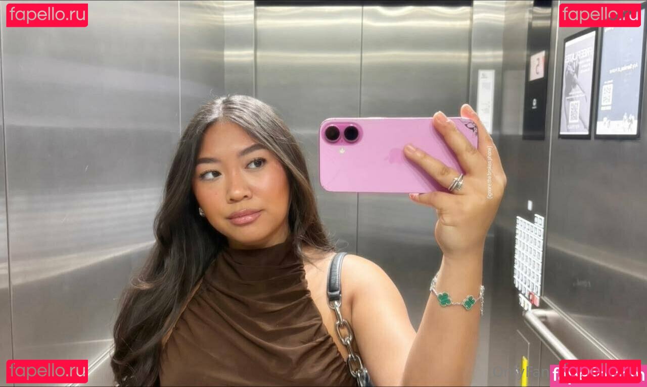izziwu Nude Onlyfans Photo 3