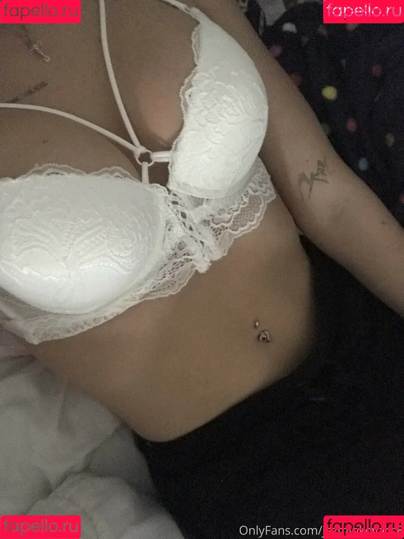 Jazminkovacs8 Onlyfans Photo Gallery 