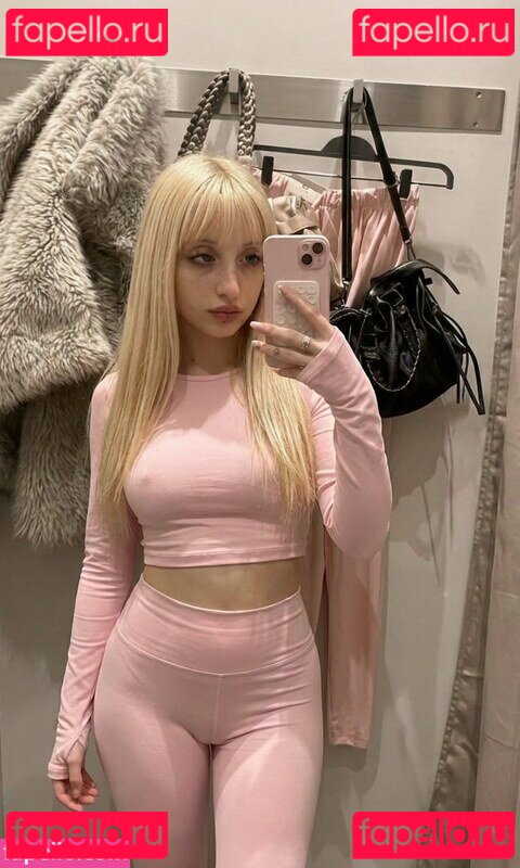 Goddess Sophie Nude Onlyfans Photo 17