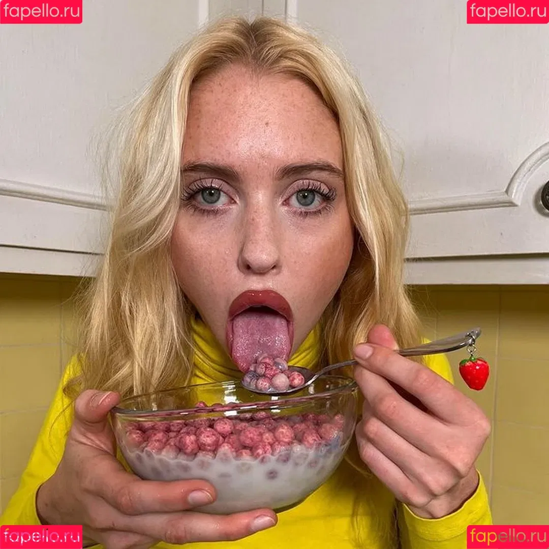 Chloe Cherry Onlyfans Photo Gallery 