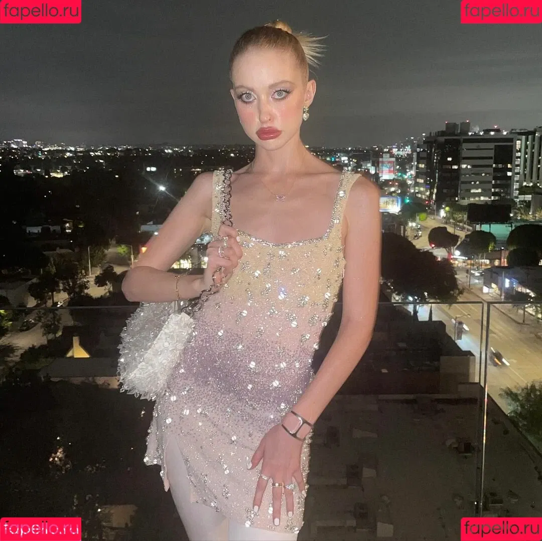Chloe Cherry Onlyfans Photo Gallery 