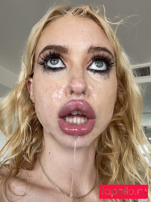 Chloe Cherry Nude Onlyfans Photo 37