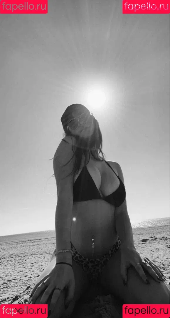 Maddie May Onlyfans Photo Gallery 