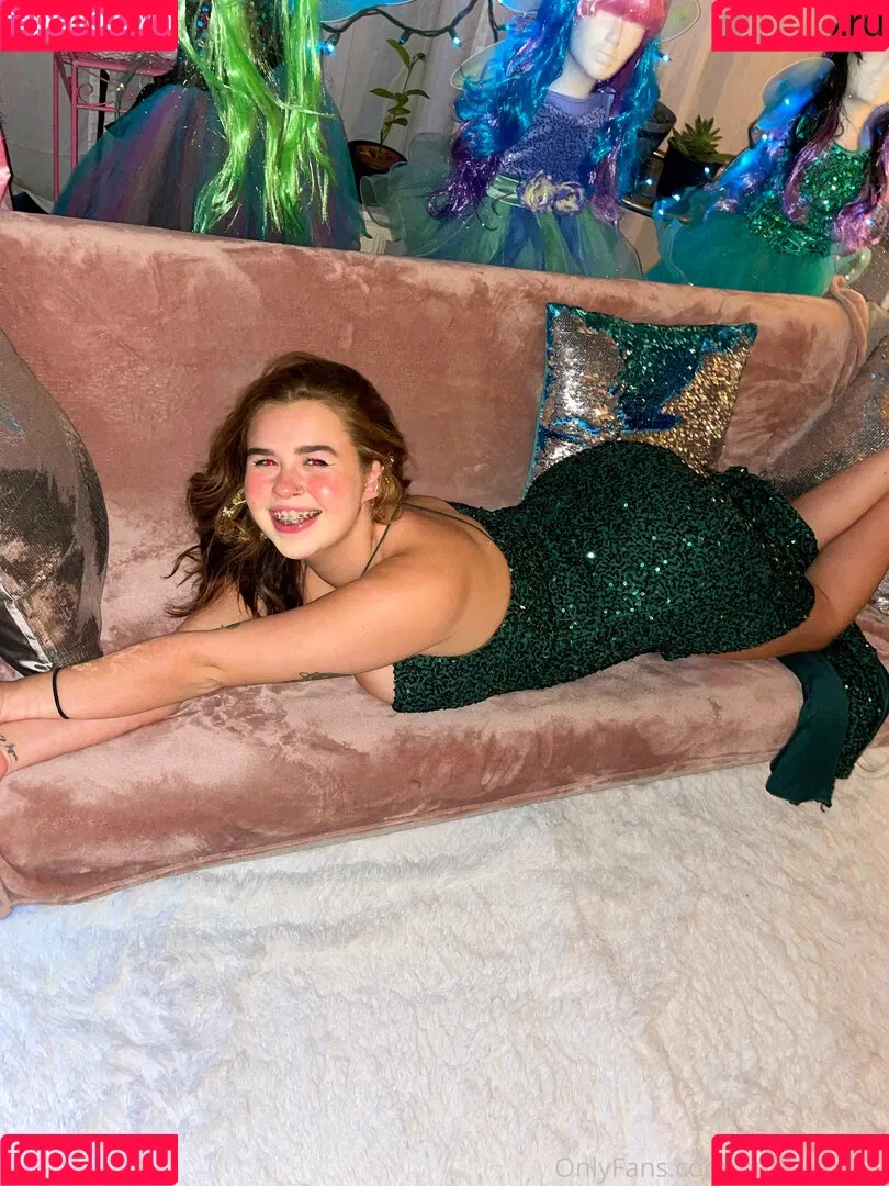 Maddie May Onlyfans Photo Gallery 