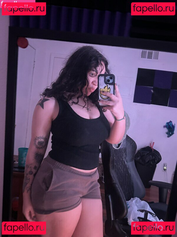 UntieTricky Nude Onlyfans Photo 3