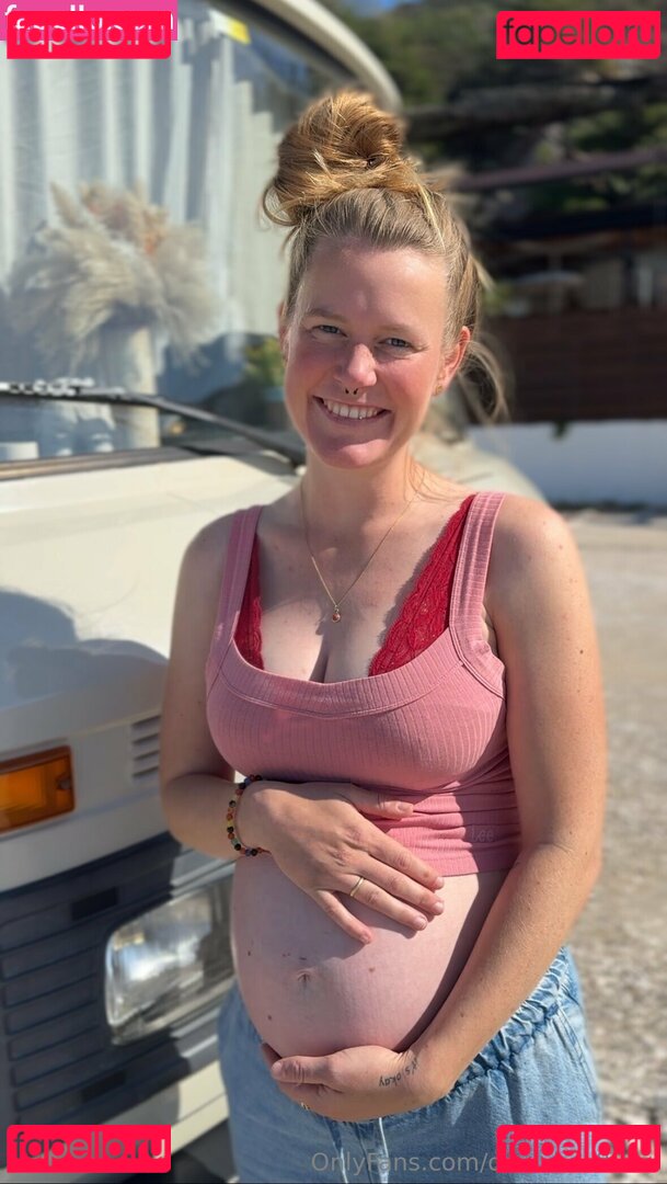 onlyviviofficial Nude Onlyfans Photo 16