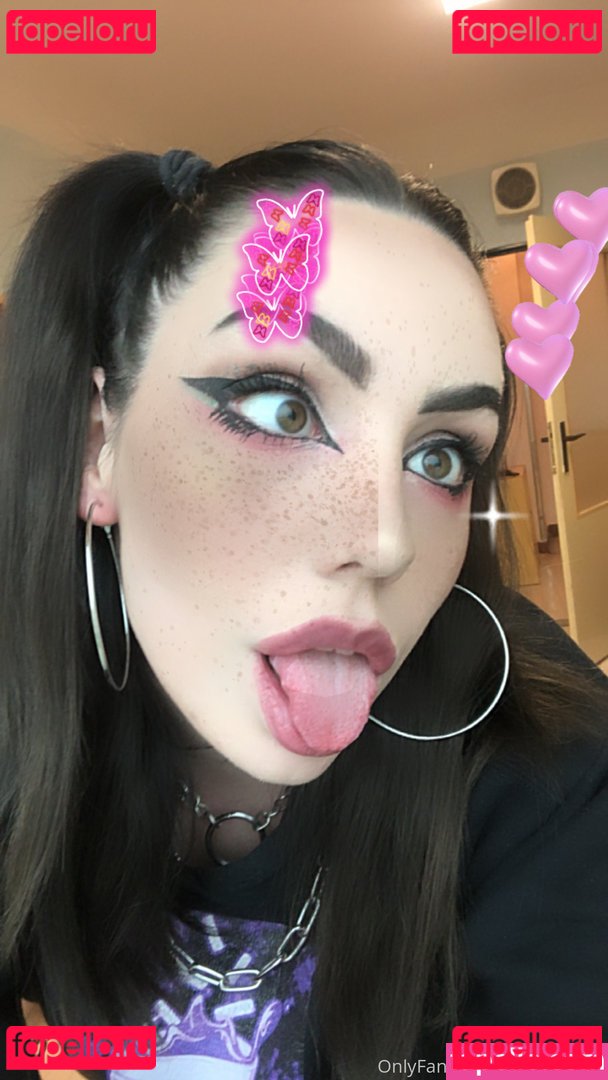 ana_uhiram Nude Onlyfans Photo 40