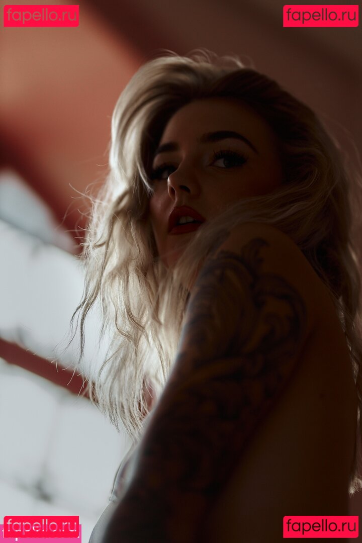Neolinaraho Nude Onlyfans Photo 36