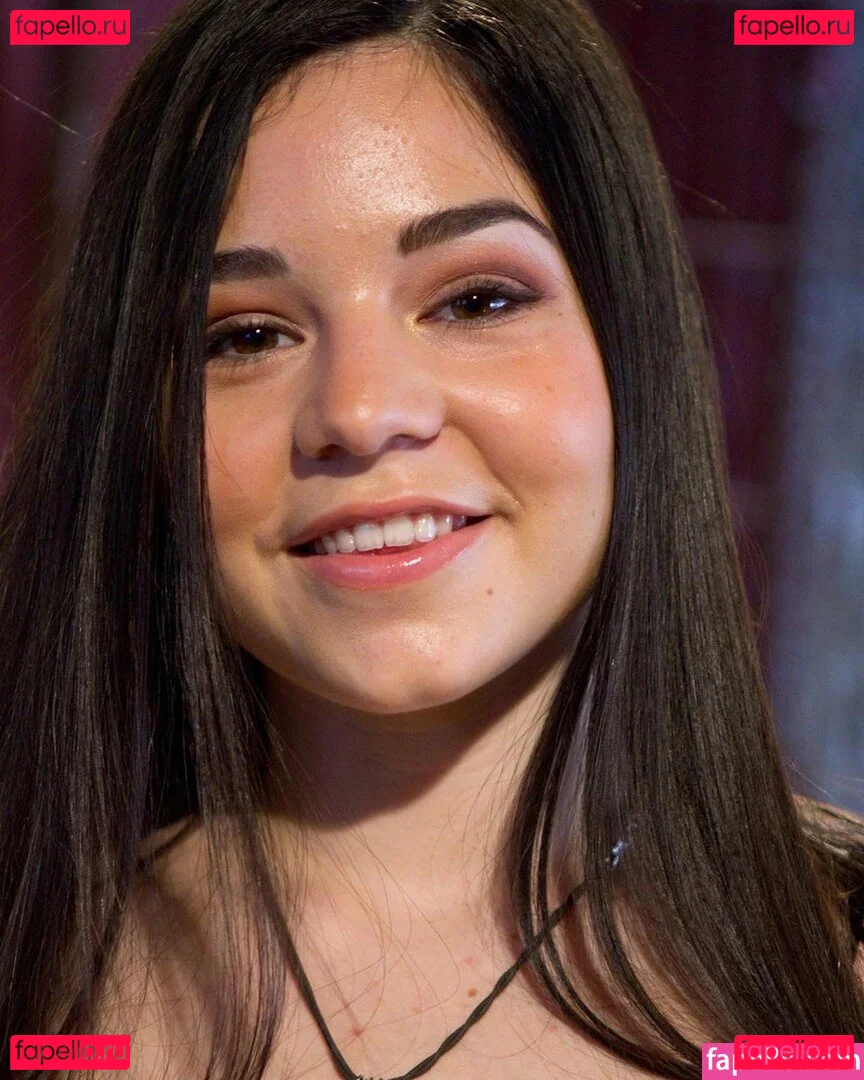 Nadine Sage Onlyfans Photo Gallery 