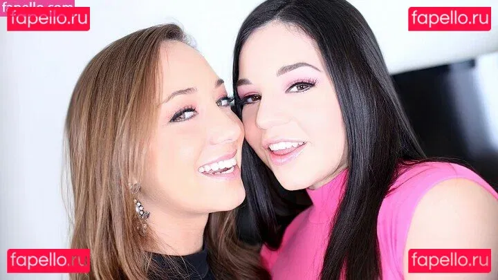 Nadine Sage Onlyfans Photo Gallery 