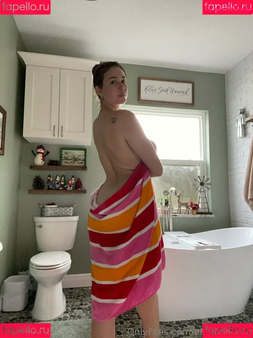 annablakexo Onlyfans Photo Gallery 