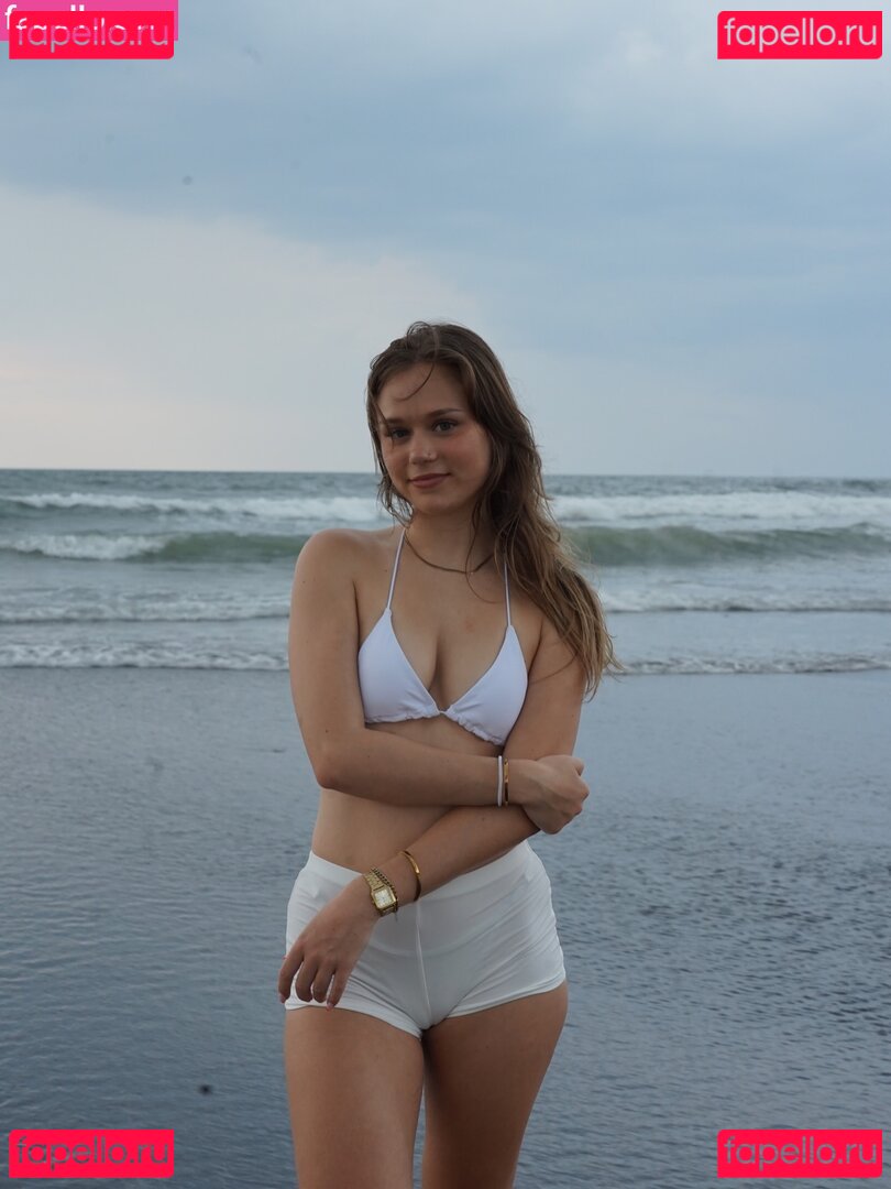 Heloise Belfort Nude Onlyfans Photo 12