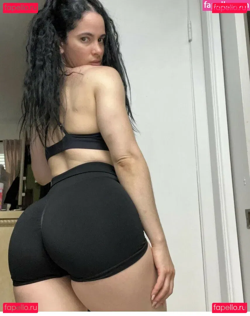 Cuban32 Onlyfans Photo Gallery 