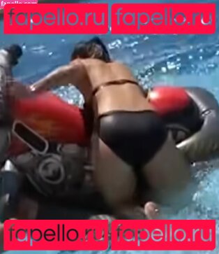 Pidi Meg Nude Onlyfans Photo 36