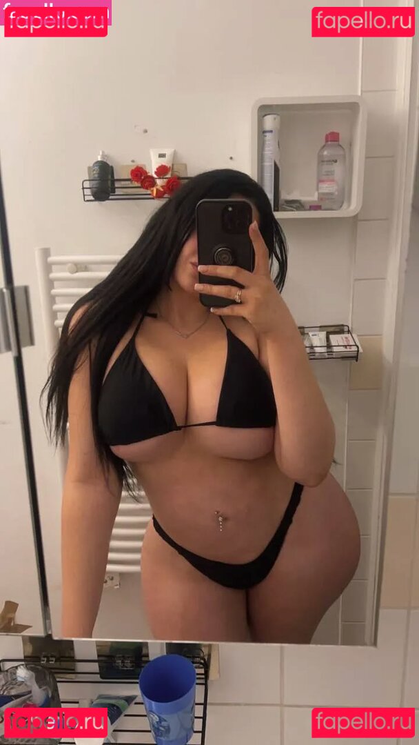 Mimi Algerienne Nude Onlyfans Photo 3