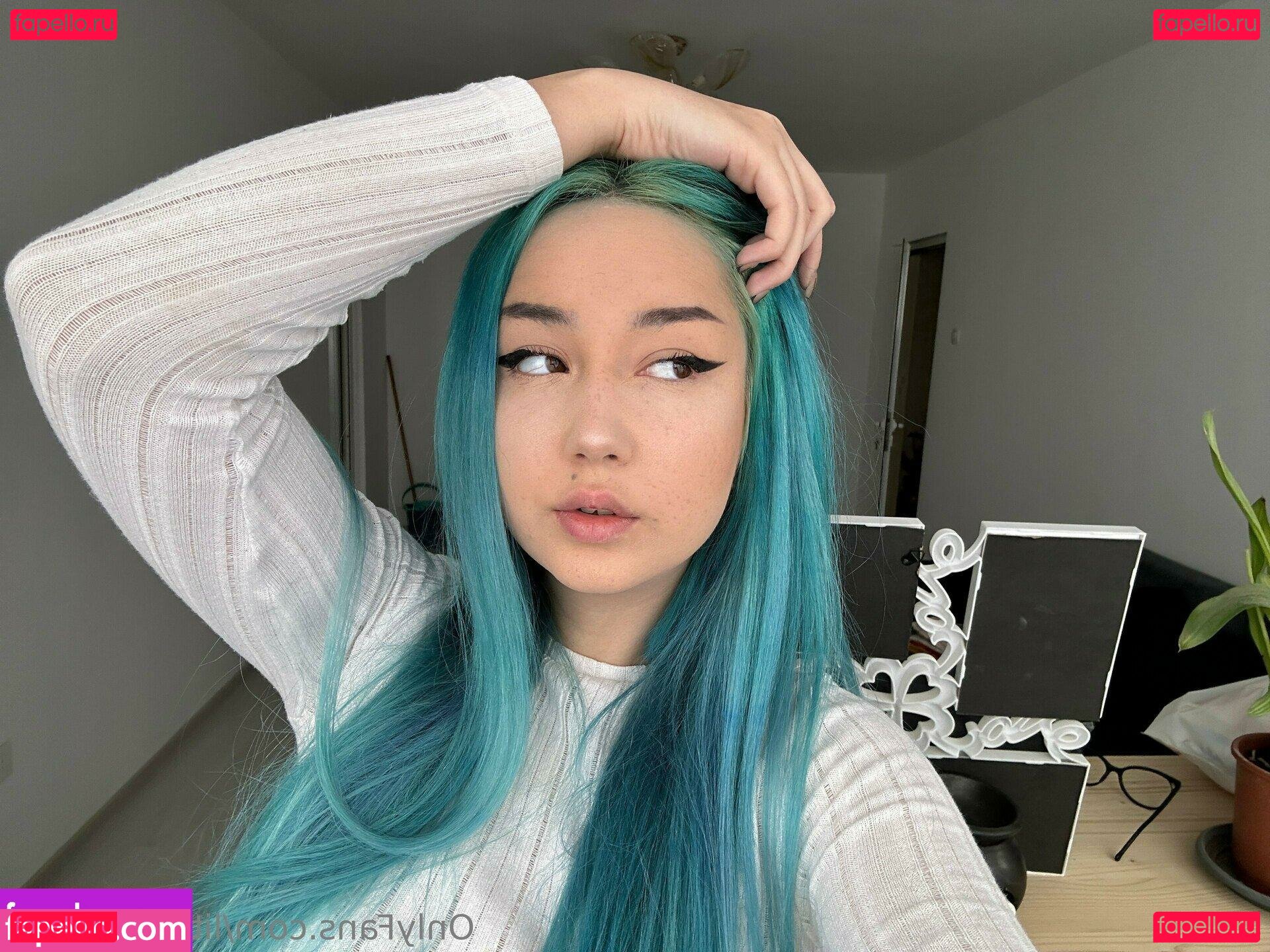 Emmasnowww Nude Onlyfans Photo 31