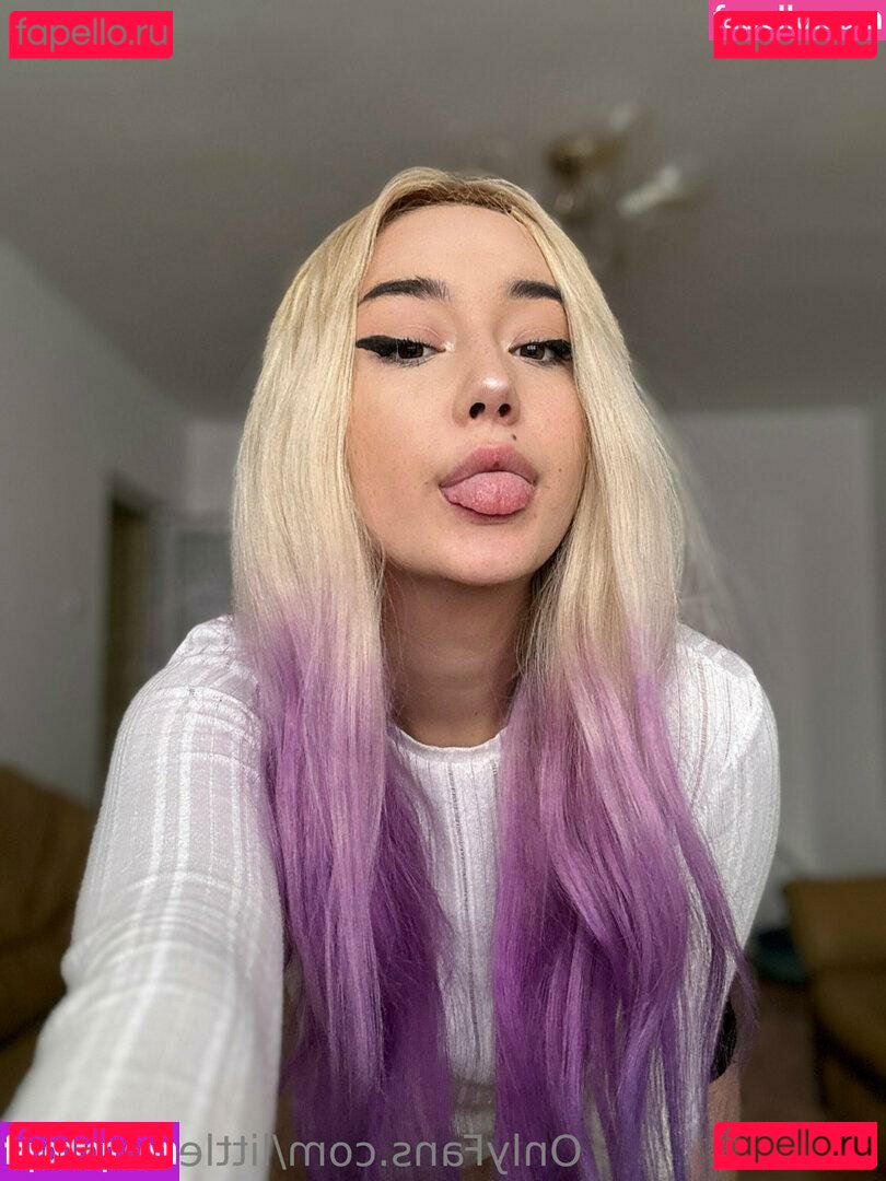 Emmasnowww Nude Onlyfans Photo 19