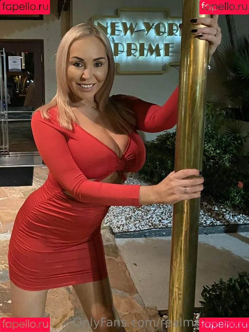 realmarycarey Onlyfans Photo Gallery 