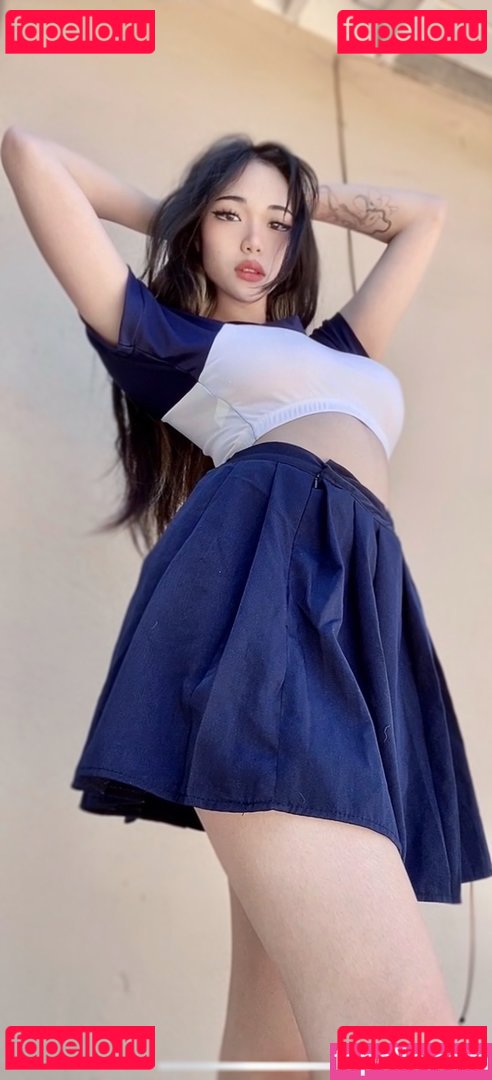 Meikou Nude Onlyfans Photo 13