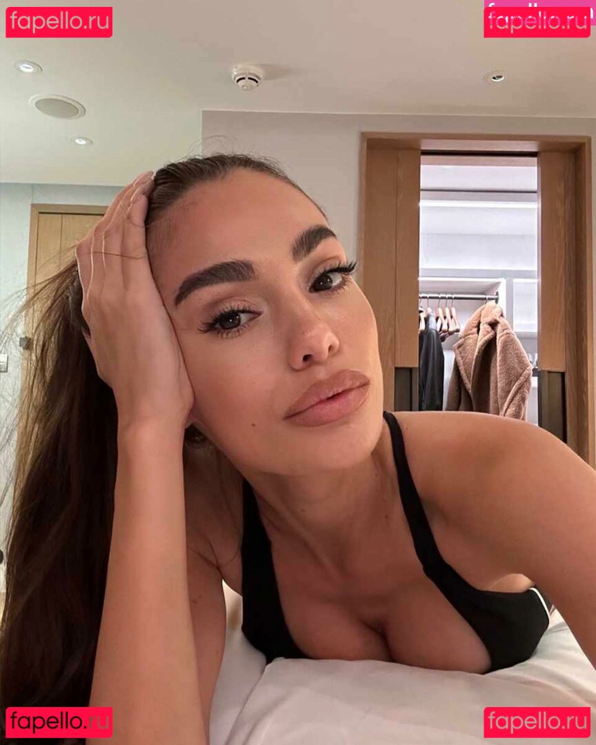 German Girls Nude Onlyfans Photo 20