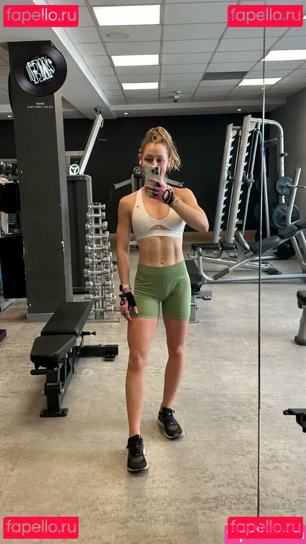 German Girls Nude Onlyfans Photo 3