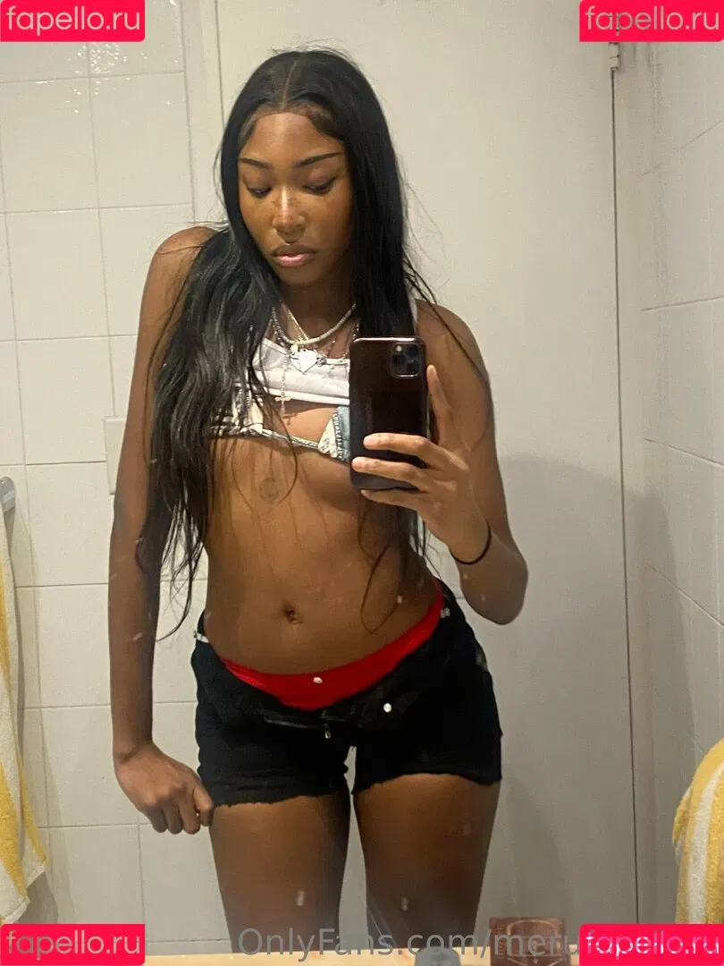 meruhart666 Onlyfans Photo Gallery 