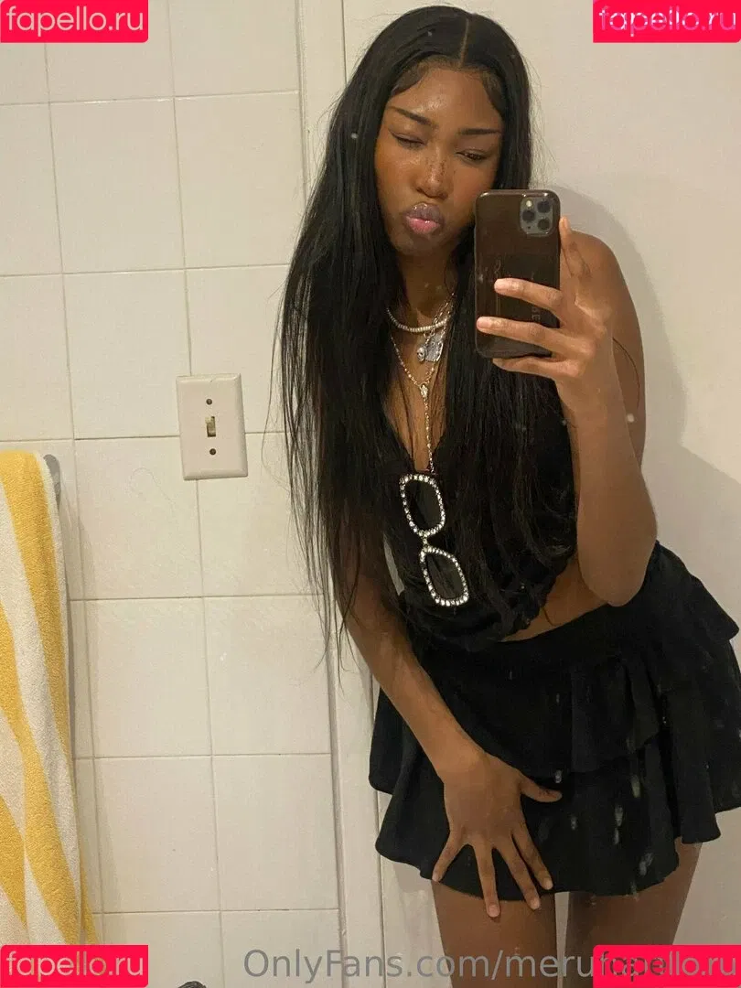 meruhart666 Onlyfans Photo Gallery 