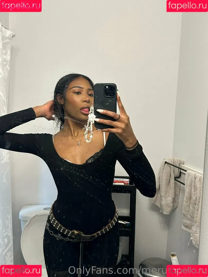 meruhart666 Onlyfans Photo Gallery 