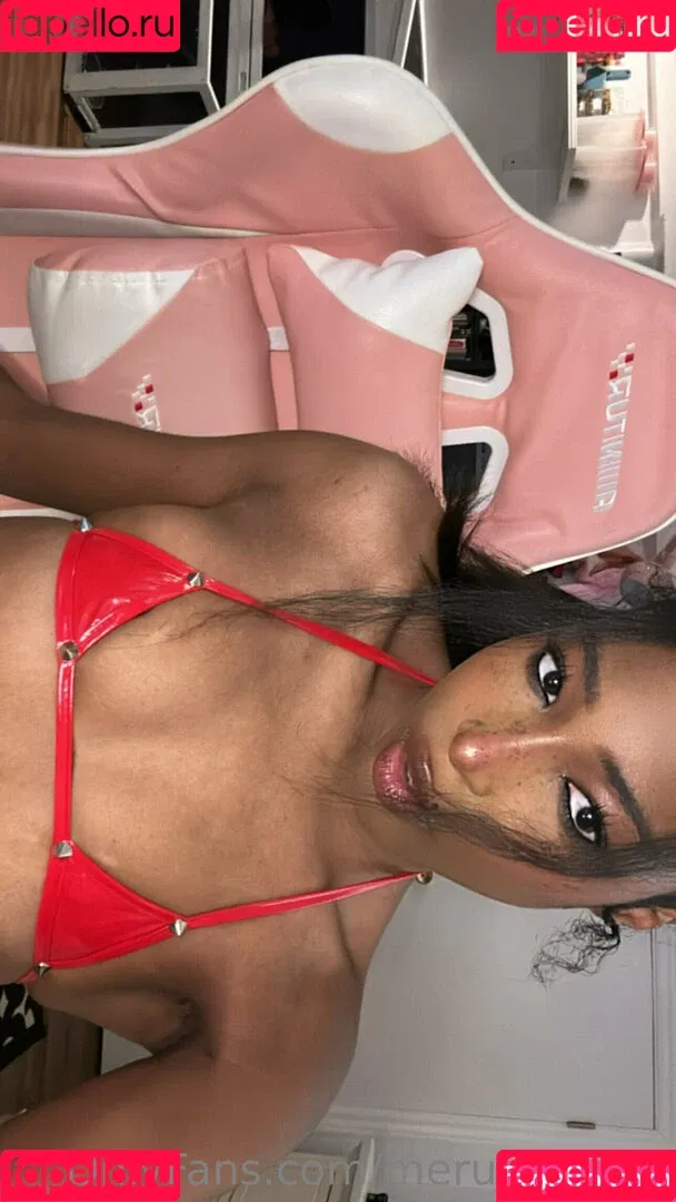 meruhart666 Onlyfans Photo Gallery 